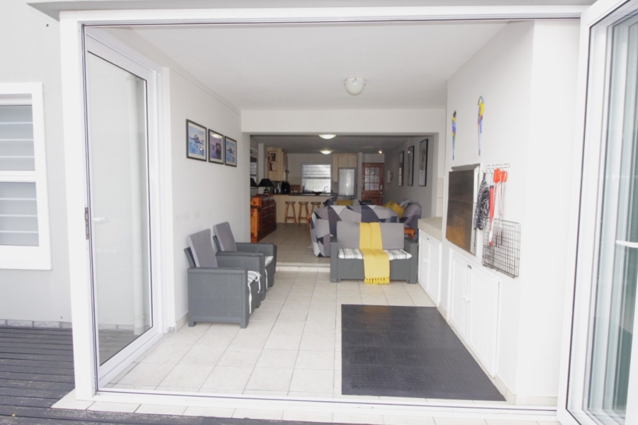 2 Bedroom Property for Sale in Marina Martinique Eastern Cape